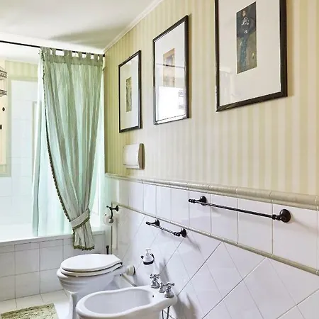 Klimt P.zza Amedeo Guest house