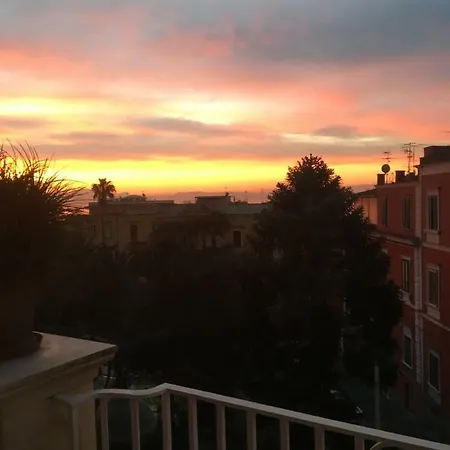 Pensionat Klimt P.zza Amedeo Neapel